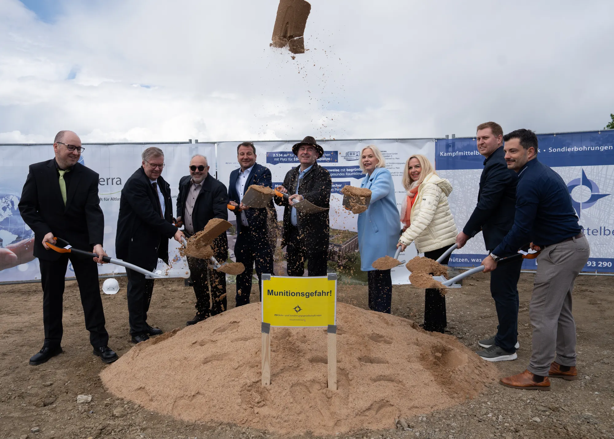 Spatenstich für neue Firmenzentrale in Schwarzach