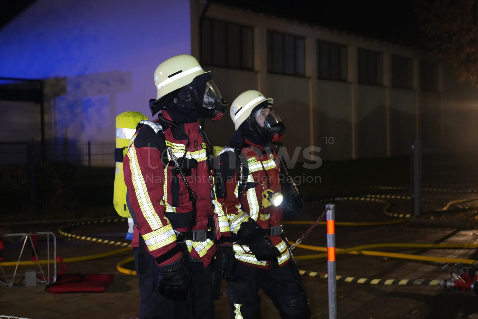 INGOLSTADT-UNSERNHERRN – 🔥 Glutnest in einem Kohlehaufen verursachte starken Rauch und Brand im Schlachthaus einer Gastwirtschaft am Mittwoch (05.03.2025).