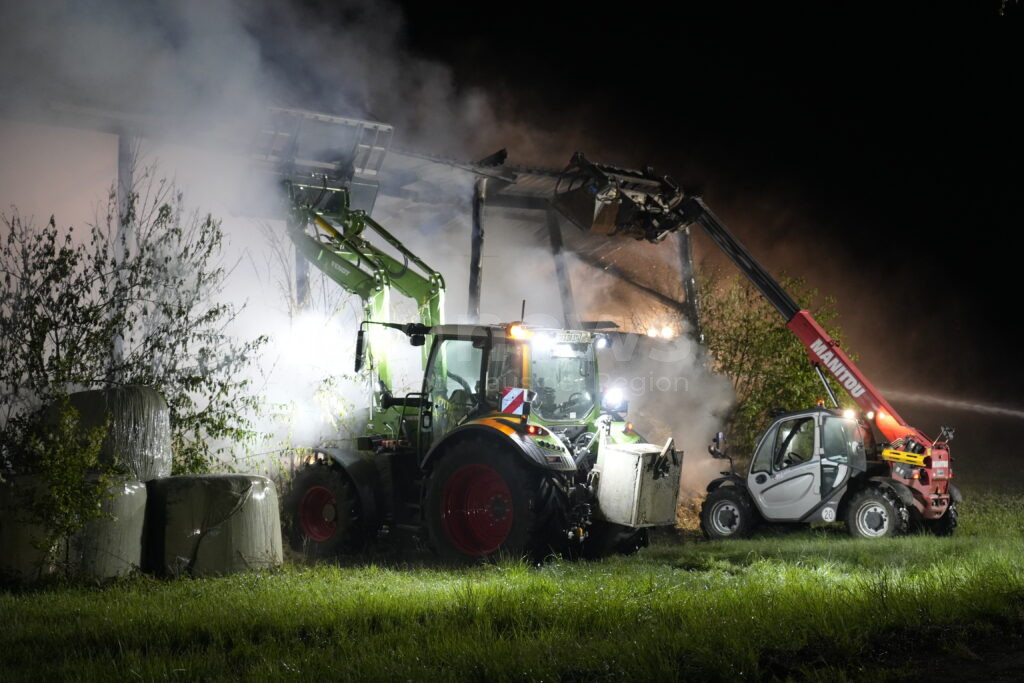 INGOLSTADT – Eine Brandserie beschäftigt seit Monaten die Kripo Ingolstadt. Ein dunkles Auto mit Stufenheck rückt in den Fokus. Zeugenhinweise erbeten!