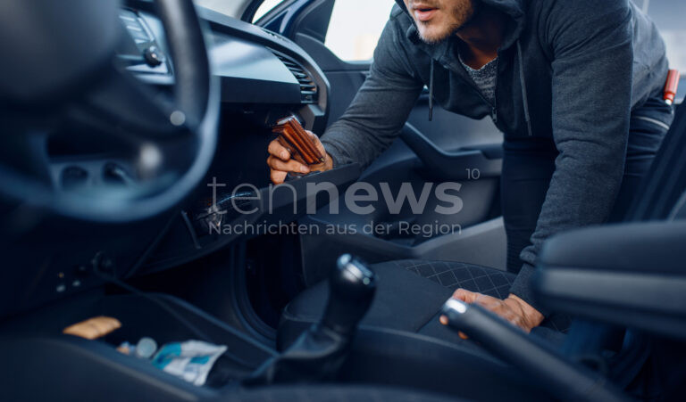 PFAFFENHOFEN AN DER ILM - 🚐 Dreister Diebstahl in der Nacht auf Sonntag (09.06.2025)! VW Transporter geklaut - Schlüssel lag im Auto! 🔑