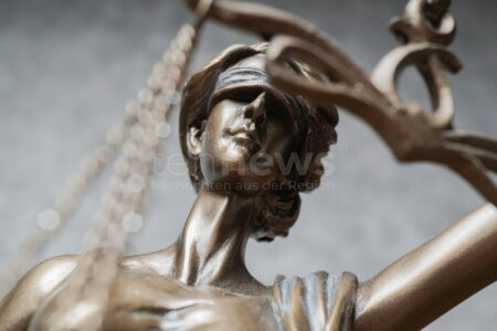TRAUNSTEIN – ⚖️ Der mutmaßliche Mörder im Eiskeller-Fall ist wieder frei – am Freitag (20.06.2025) ordnete das Gericht seine Entlassung an ❗
