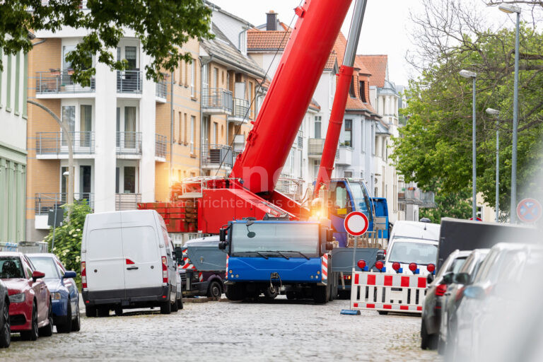 AUGSBURG – Montag (17.03.2025) beginnen mehrere Baustellen in der Stadt. Einschränkungen gibt es im Nagahama-Allee-Tunnel und weiteren Straßen. 🚧
