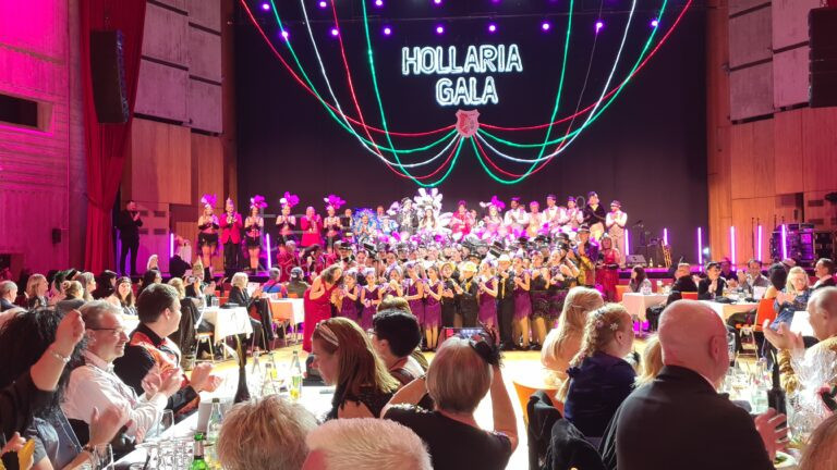 AUGSBURG – Die 35. Hollaria Faschingsgala begeisterte mit Glamour, Show und einem Überraschungsauftritt der Oberbürgermeisterin.