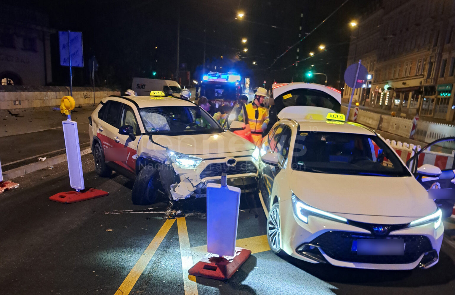 MÜNCHEN – Ein 31-jähriger Taxifahrer verlor am Sonntag (02.03.2025) nahe der Ludwigsbrücke die Kontrolle und verletzte sich.