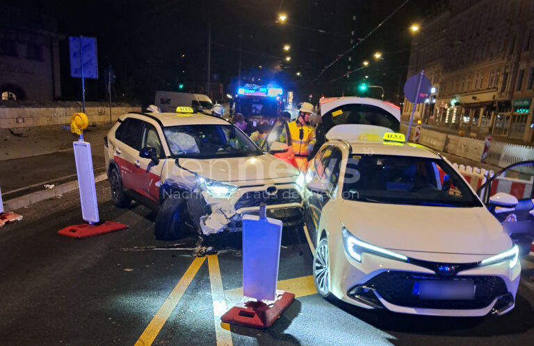 MÜNCHEN – Ein 31-jähriger Taxifahrer verlor am Sonntag (02.03.2025) nahe der Ludwigsbrücke die Kontrolle und verletzte sich.