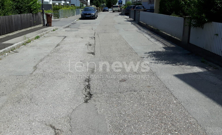PFAFFENHOFEN AN DER ILM – Ab Montag (10.03.2025) beginnen die Straßenbauarbeiten im Ostviertel. Anwohner sind informiert, Verkehrseinschränkungen möglich.