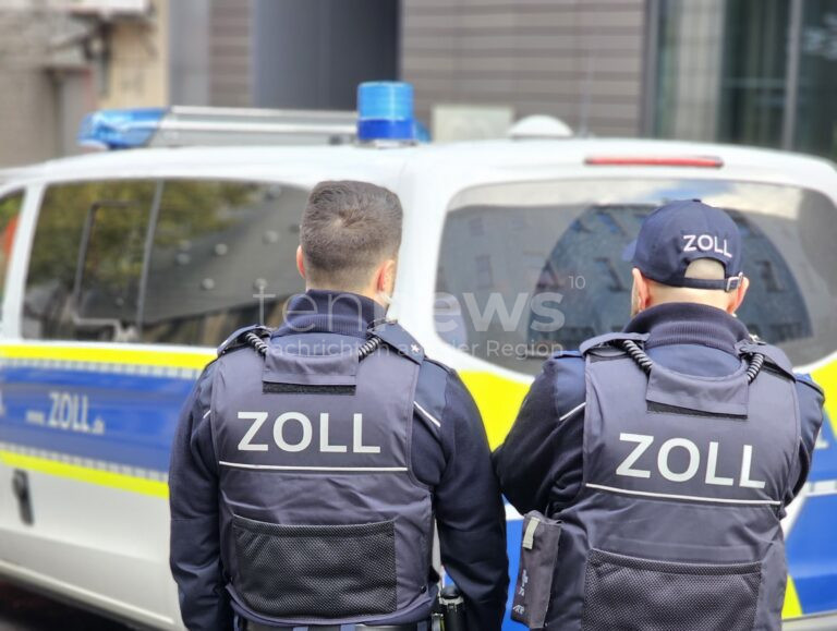 BONN – Der Zoll prüft am Donnerstag (13.03.2025) bundesweit die Mindestlohn-Einhaltung. Verstöße können hohe Strafen nach sich ziehen.
