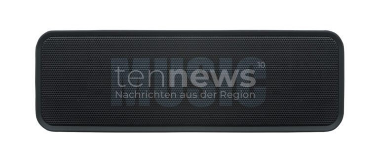 KÖNIGSBRUNN – Polizei zieht am Mittwoch (05.03.2025) Musikbox ein 🎵 Jugendliche störten Anwohner mit lauter Musik! Gerät konnte am Folgetag abgeholt werden.