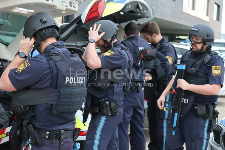 DACHAU - 🚨 Aufwendige Terrorübung am 14. und 17. April 2025 an der Berufsschule! Polizei trainiert mit Feuerwehr und Rettungsdienst Großeinsatz bei Amoklauf und Anschlägen! 👮