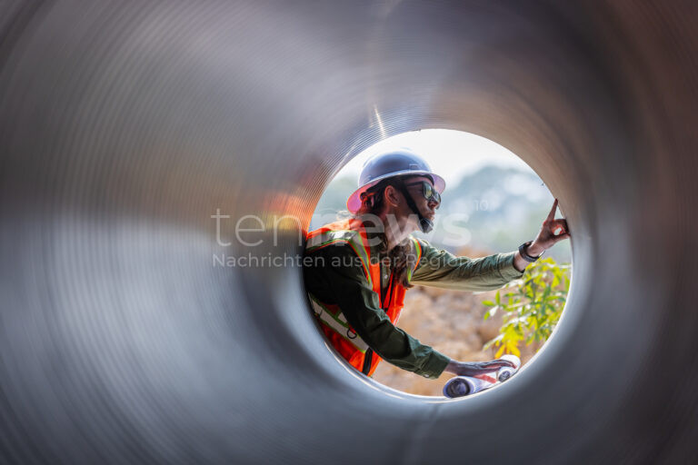 SCHROBENHAUSEN – Wegen Untersuchungen am Abwassersystem kommt es ab Montag (14.04.2025) zu Sperrungen am Thiers-Kreisel und der Aichacher Straße. 🚧🔧