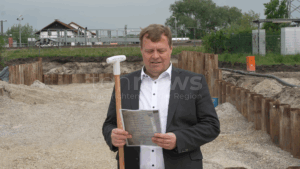 KARLSHULD – Donnerstag (08.05.2025): Spatenstich für neue Kläranlage Karlshuld-Königsmoos – künftig energieeffizient durch Faulturm ♻️🚧