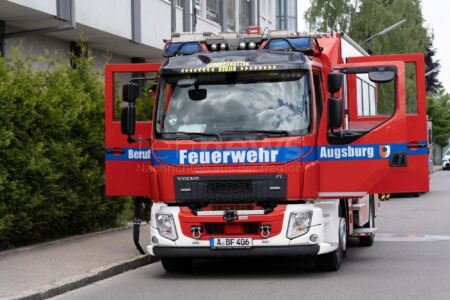 GRABEN – 🔥 Technischer Defekt verursacht Brand in leerer Doppelhaushälfte – Feuer erst nach zehn Stunden am Donnerstagmorgen (19.06.2025) entdeckt. 🚒
