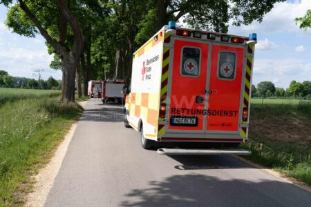 IMMENREUTH - 💥 Schwerer Unfall am Mittwoch (14.08.2025) durch riskantes Überholmanöver! Vier Fahrzeuge beteiligt, zwei Schwerverletzte! 🚑