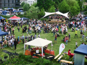 PFAFFENHOFEN AN DER ILM – Musik, Aktionen & Infos beim Neubürgerfest 🎉👋 am Sonntag, 18. Mai im Bürgerpark – für alle, die ankommen oder nur mitfeiern wollen!