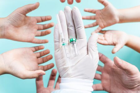 ERLANGEN - 🩸 Große Blutkrebs-Typisierungsaktion an der FAU ab Mittwoch (07.05.2025)! Sieben Termine für Stammzellspender-Registrierung im Rahmen von #FrankenFuerDasLeben. Innenminister Herrmann übernimmt Schirmherrschaft! 💉