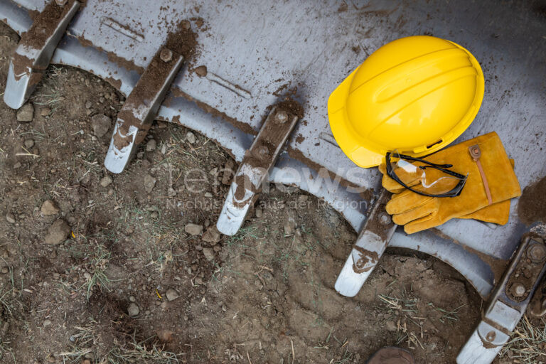 NÜRNBERG - 🚧 Nächste Mega-Baustelle ab Donnerstag (12.06.2025)! Rathenauplatz und Sulzbacher Straße bis Ende 2025 gesperrt - sechs Bus-Linien betroffen! 🚌
