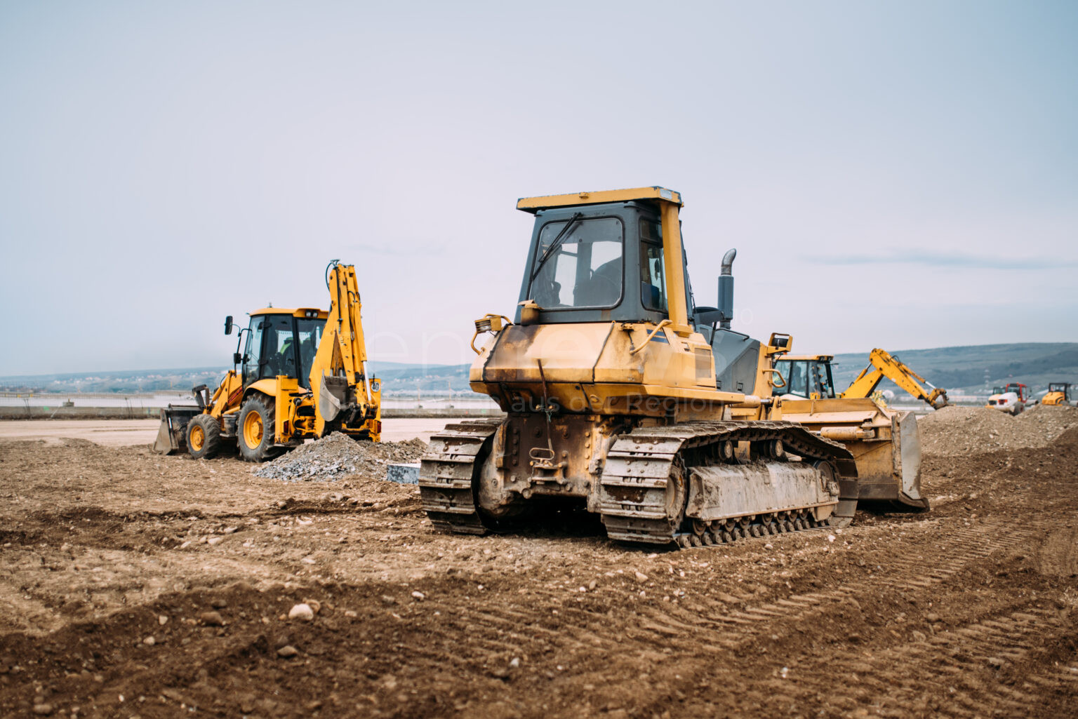 GRÄFENBERG-LILLING - 🏗️ Einbruch in Lagerhallen in der Nacht zum Freitag (01.08.2025)! Baumaschinen im Wert von 35.000 Euro gestohlen. 🚨