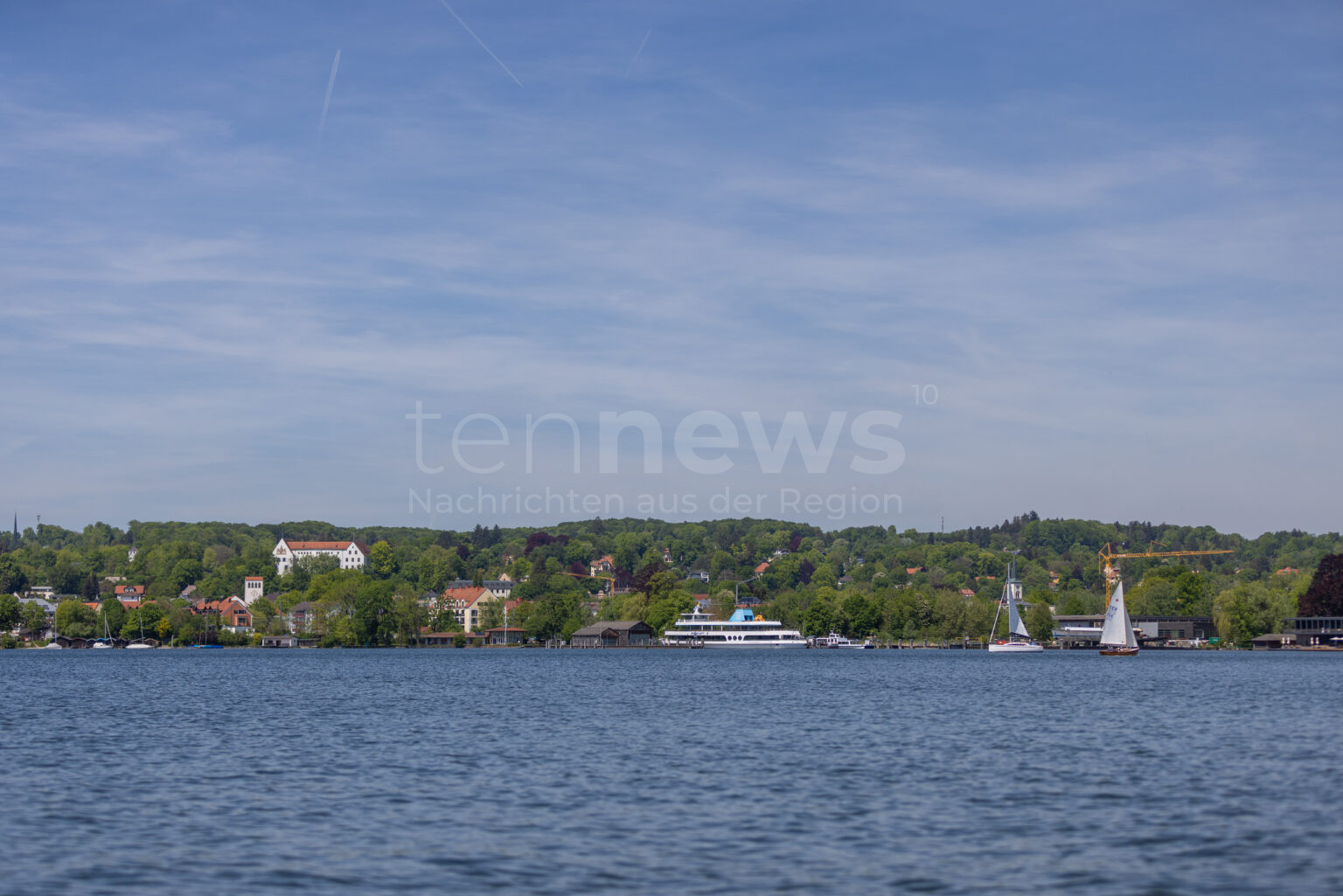 STARNBERG - 🚗 25 Falschparker blockierten am Sonntag (22.06.2025) Rettungswege in Kempfenhausen! Polizei beanstandete illegales Parken! 🚨