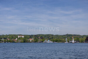 STARNBERG - 🚗 25 Falschparker blockierten am Sonntag (22.06.2025) Rettungswege in Kempfenhausen! Polizei beanstandete illegales Parken! 🚨