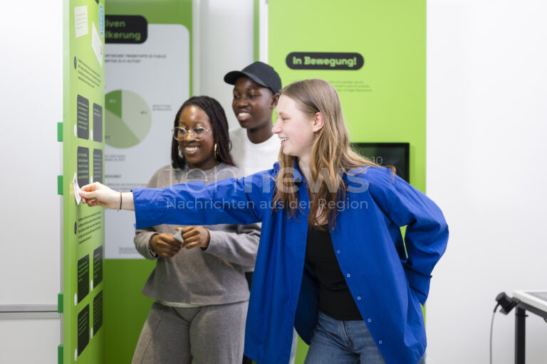 NÜRNBERG – 🔋 Ausstellung „Power2Change“ zeigt seit Donnerstag (29.05.2025) im DB Museum Lösungen für die Energiewende! 💡 Jetzt selbst erleben!