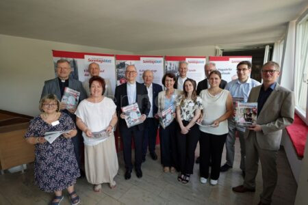 WÜRZBURG – 🎉 175 Jahre Sonntagsblatt: Am Freitag (27.06.2025) feierte die älteste Kirchenzeitung Bayerns Jubiläum mit Festakt. ✝️