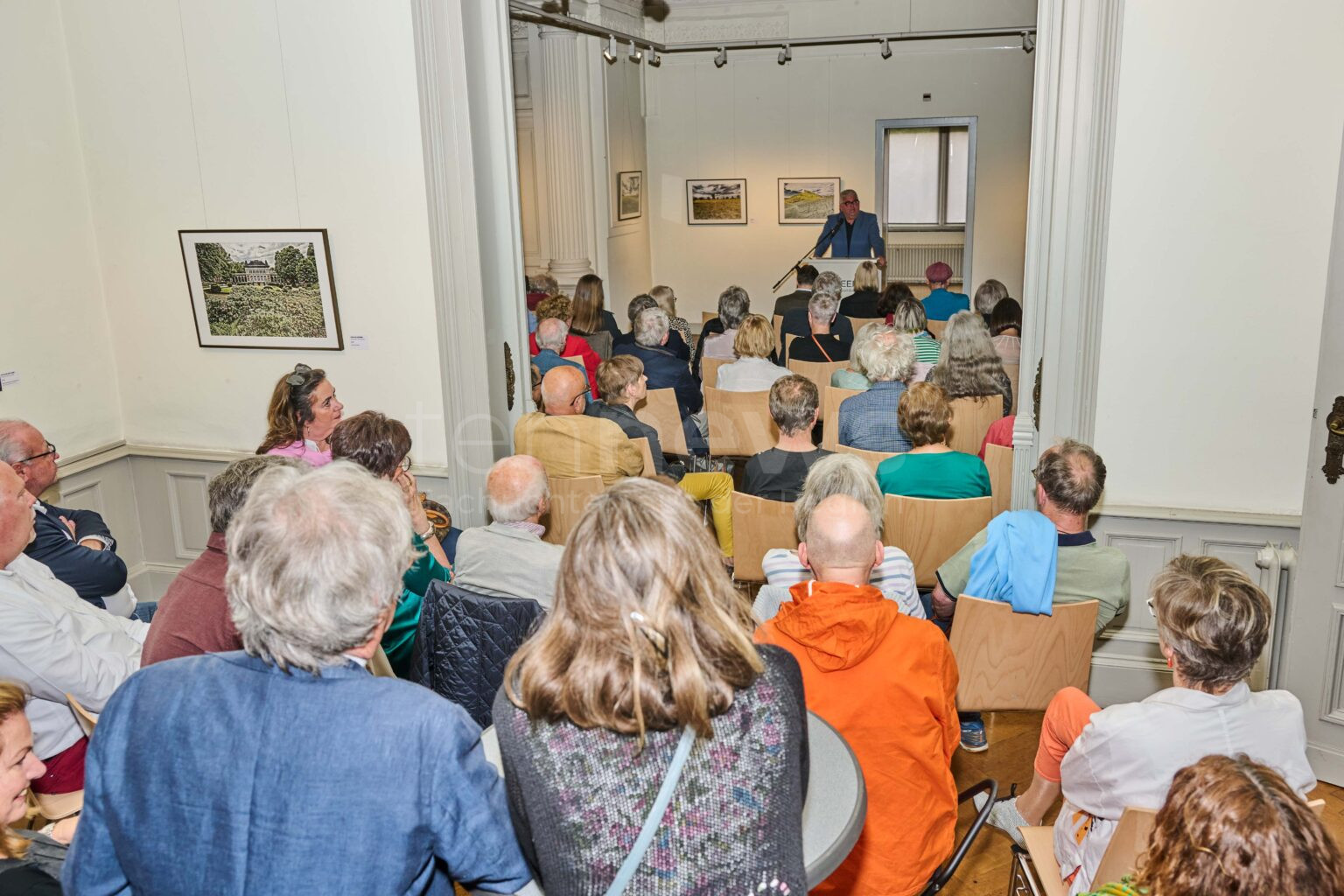 BAMBERG - 📸 Bamberger Fotograf wagt neuen Weg! Uwe Gaasch zeigt Kunstfotografie in Villa Dessauer - Ausstellung bis 17. August 2025! 🎨