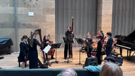 BAMBERG - 🎵 Bamberger Musiktalente gewinnen 2.600 Euro Sonderpreis! Alte-Musik-Ensemble "Doloctemble" überzeugt bei Jugend musiziert! 🏆