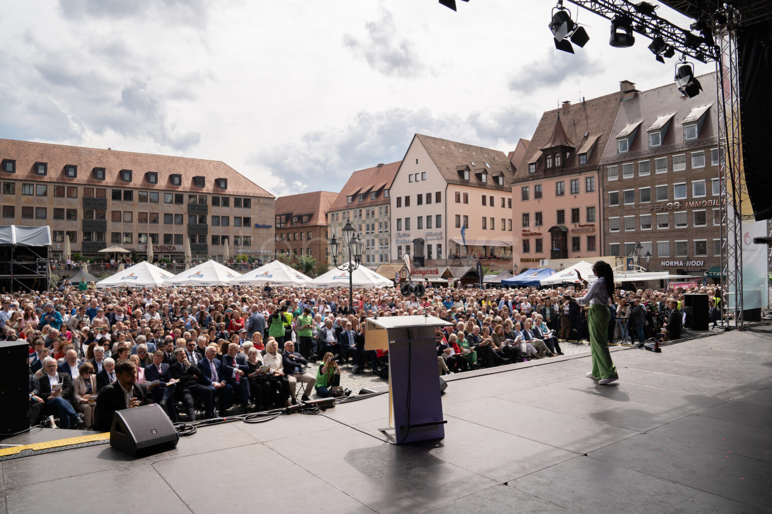 NÜRNBERG – 🎶 Chorfest am Sonntag (01.06.2025) feierlich beendet: 14.000 Stimmen begeistern Nürnberg – 2029 geht's nach Dortmund! 🎤