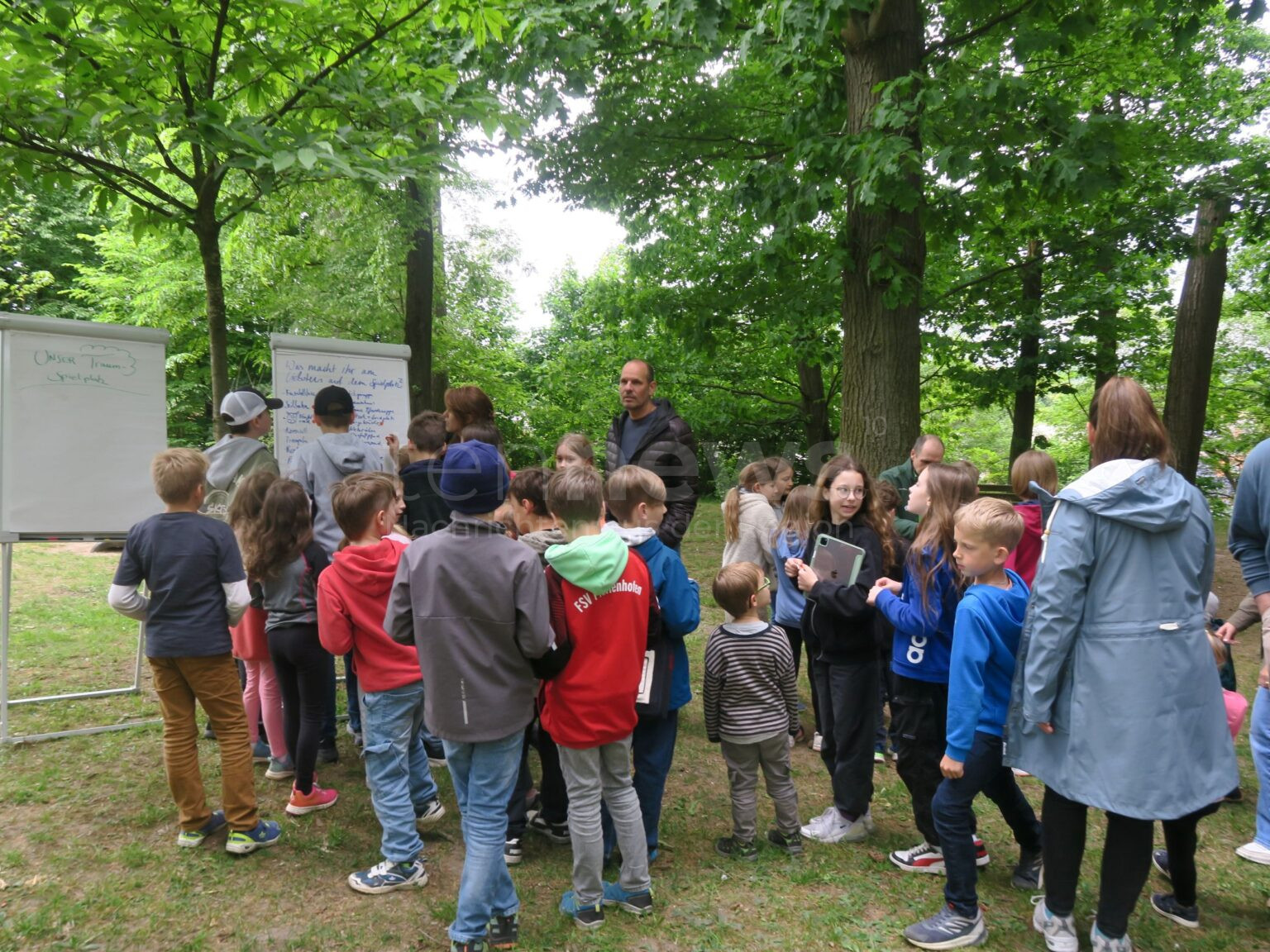 PFAFFENHOFEN AN DER ILM - 🛝 Viele Ideen für den Spielplatz Kreppe bei PAFundDU-Ideenwerkstatt. Bau startet im September, Bürger können mitplanen! 🏗️