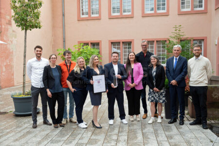 REGENSBURG – 🧠 Künstliche Intelligenz im Ordinariat: Bistum Regensburg gewinnt am 26.06.2025 den KVI Innovationspreis für Projekt „Bibo“. 🏆