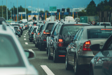 MÜNCHEN - 🚗 ADAC warnt am Samstag (21.06.2025): Mehr Stau auf A8, Brenner & Tauern – Baustellen und Verkehr bringen Stillstand! 🛑