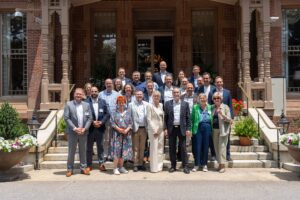 CHARLOTTE - 🇺🇸 Aiwanger reist mit Delegation durch die USA (04.07.2025) – Bayerns Wirtschaft stark, aber zu wenig Wertschätzung und zu viel Bürokratie! 💼