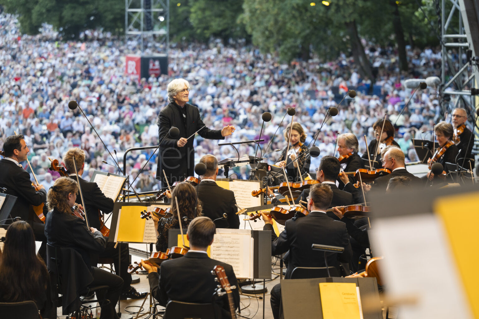 NÜRNBERG - 🎼 Klassik Open Air am Sonntag (27.07.2025)! Bayernstraße wird für Zehntausende Besucher gesperrt - Verkehrskonzept gilt! 🚧