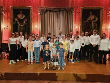 PFAFFENHOFEN AN DER ILM - 🎵 Jahresabschlusskonzert im Festsaal! 93-jährige Blockflöten-Schülerin begeistert neben Bundeswettbewerb-Gewinnern! 🎶