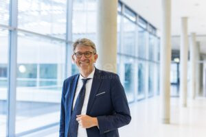 BERLIN - 🎉 Zentralrat der Juden feiert 75-jähriges Jubiläum am Samstag (19.07.2025)! Kulturstaatsminister Weimer nennt Gründung "Wunder der Geschichte"! ✡️