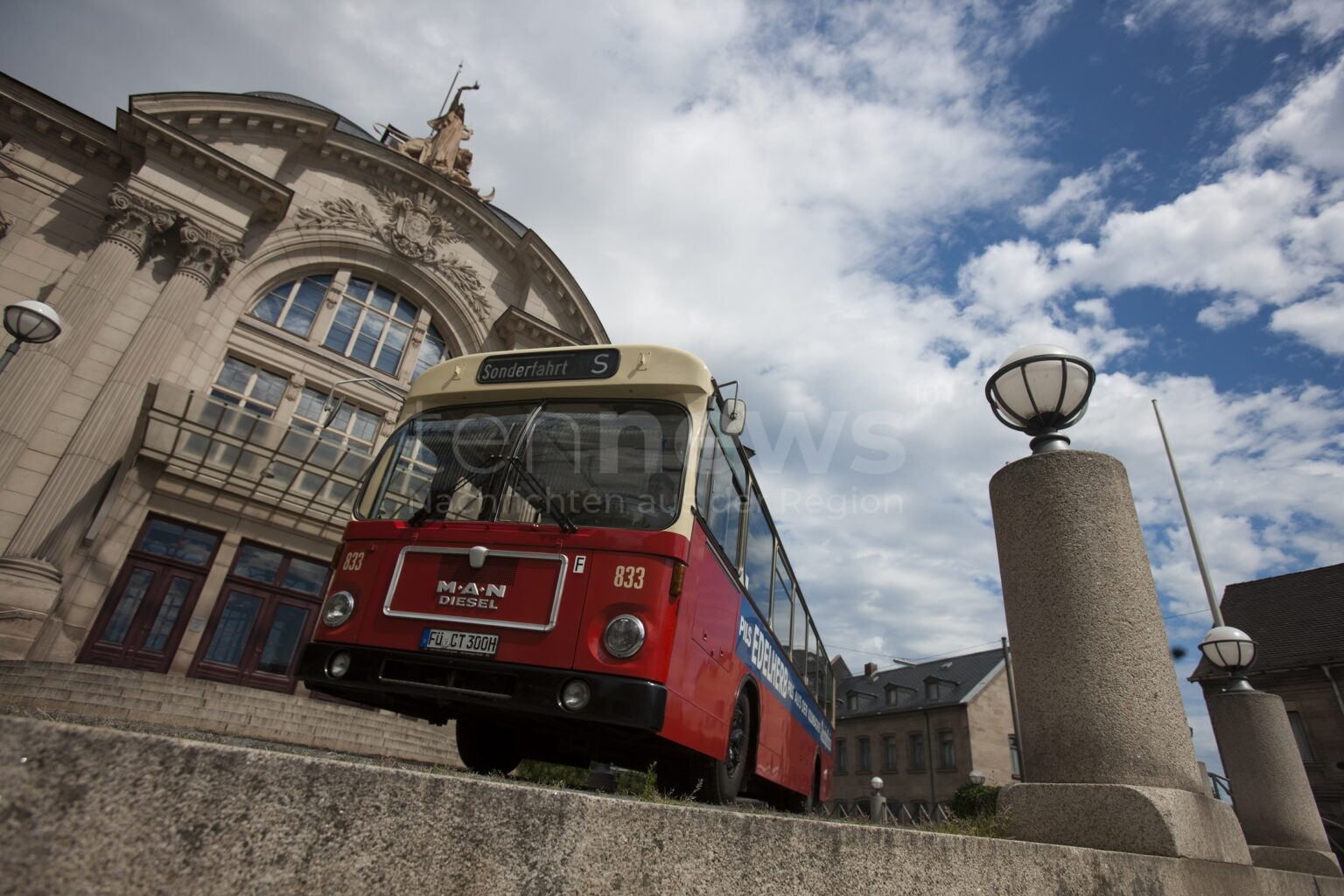 FÜRTH - 🚌 Letzte Oldtimer-Bus-Touren 2025! Nur noch vier Termine für Stadtrundfahrt im historischen MAN-Bus von 1972 - Tickets ab 8 Euro! 🎫