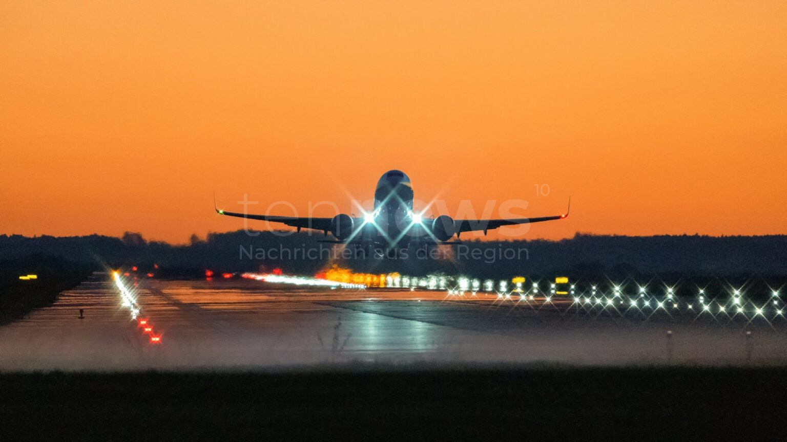 MEMMINGEN - ✈️ Reise-Boom erwartet! Flughafen Memmingen rechnet mit 540.000 Passagieren in den Sommerferien - zehn Prozent mehr als im Vorjahr! 🌴
