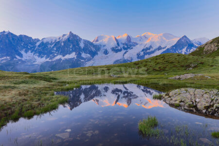 ZÜRICH / FRANKREICH - 🏔️ Erdbeben-Risiko in Alpen steigt drastisch! Schmelzwasser durch Klimawandel löst hundertfach höhere Gefahr aus! ⚠️