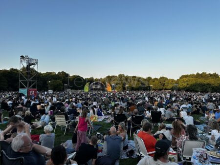 NÜRNBERG - 🎶 Über 135.000 Gäste beim Klassik Open Air 2025: Musik, Gemeinschaft und Sommerstimmung im Luitpoldhain – nächster Termin Sonntag (26.07.2026)! 🌳