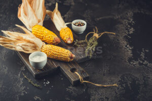 🌽 Die Unterschiede zwischen Zuckermais und Futtermais sind nicht unerheblich. Die Verbraucherzentrale klärt über Eigenschaften und Verwendung auf! 🐄
