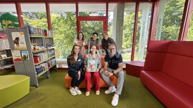 NEUMARKT IN DER OBERPFALZ – 🎉 Erstklässler feiern am Samstag (27.09.2025) in der Stadtbibliothek: ABC-Parcours, Geschenk und Vorlesezeit – keine Anmeldung nötig! 📚