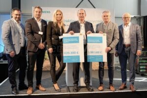 LUHE-WILDENAU - Spatenstich für Siemens Mobility Batteriewerk! 200 neue Jobs und 2,6 Millionen Euro Förderung für Zukunftstechnologie!