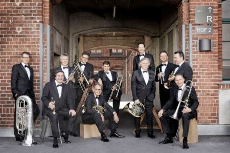 🎵 PFAFFENHOFEN AN DER ILM - Vorverkauf für Rathauskonzerte startet am Donnerstag (25.09.2025)! German Brass als Highlight der Saison! 🎺