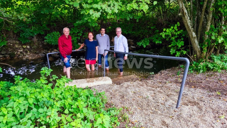 NEUMARKT IN DER OBERPFALZ - 💧 Neue Kneippanlage im Schlosspark Woffenbach eröffnet: Wassertreten an der Schwarzach, mehr Wohlbefinden und Naturgenuss für alle! 🌳