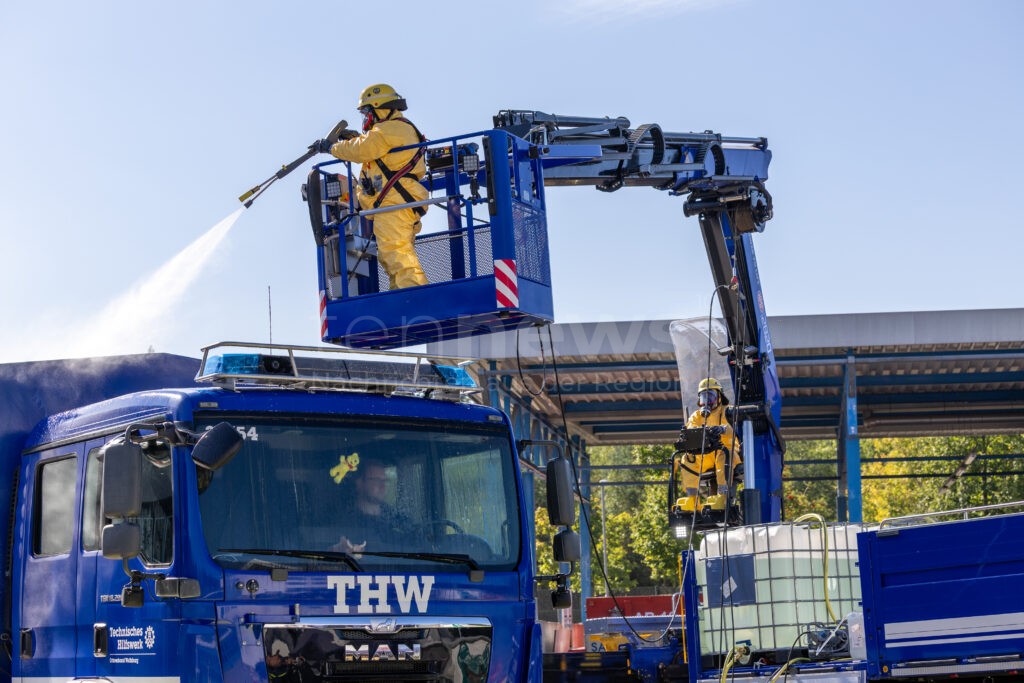 EISENHÜTTENSTADT - 🚨 Über 70 THW-Helfer üben CBRN-Ernstfall mit polnischer Feuerwehr! Drei Tage Training für chemische, biologische und nukleare Gefahren! ⚠️