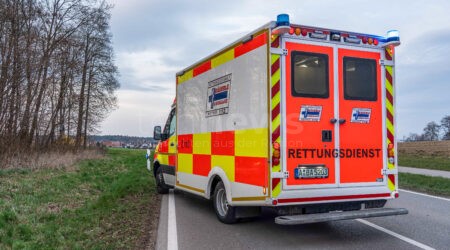 WEMDING/DONAUWÖRTH – 😴 Sekundenschlaf am Steuer: Zwei Unfälle am Freitag (26.09.2025), zwei Verletzte, hohe Schäden, Anzeigen folgen! 🚑