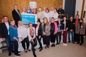 BAMBERG - 🏥 Modellprojekt "Care im Quartier" am Mittwoch (24.09.2025) gestartet! 3,1 Millionen Euro für Pflege in der Nachbarschaft! 🤝