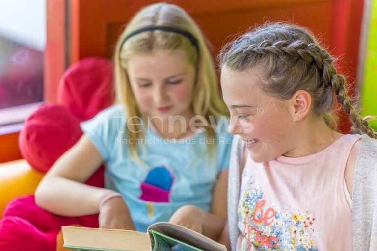 NEUMARKT IN DER OBERPFALZ - 📖 Ready to Read: Englischer Leseclub für Kinder (08.10.2025) in der Stadtbibliothek - gemeinsam lesen, lernen & Spaß haben! 🇬🇧