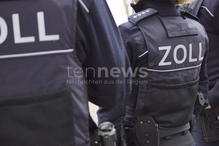 NESSELWANG - 🚨 Zoll kontrolliert Baustelle: 20 von 21 Personen ohne gültigen Aufenthaltstitel! Vier Arbeitgeber vor Ermittlungen! ⚖