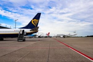 ✈️ NÜRNBERG - Airport knackt Passagier-Rekord! 786.000 Urlauber in den Sommerferien - 9,2 Prozent mehr als im Vorjahr! 🏖️